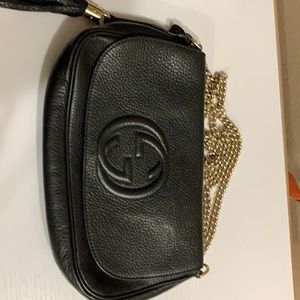 Black crossbody used excellent condition